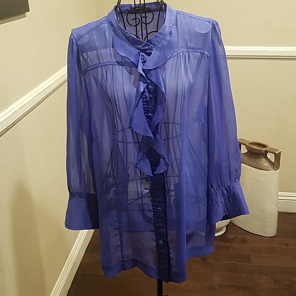 BR blouse